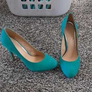 Elegant Teal Women's Pumps
